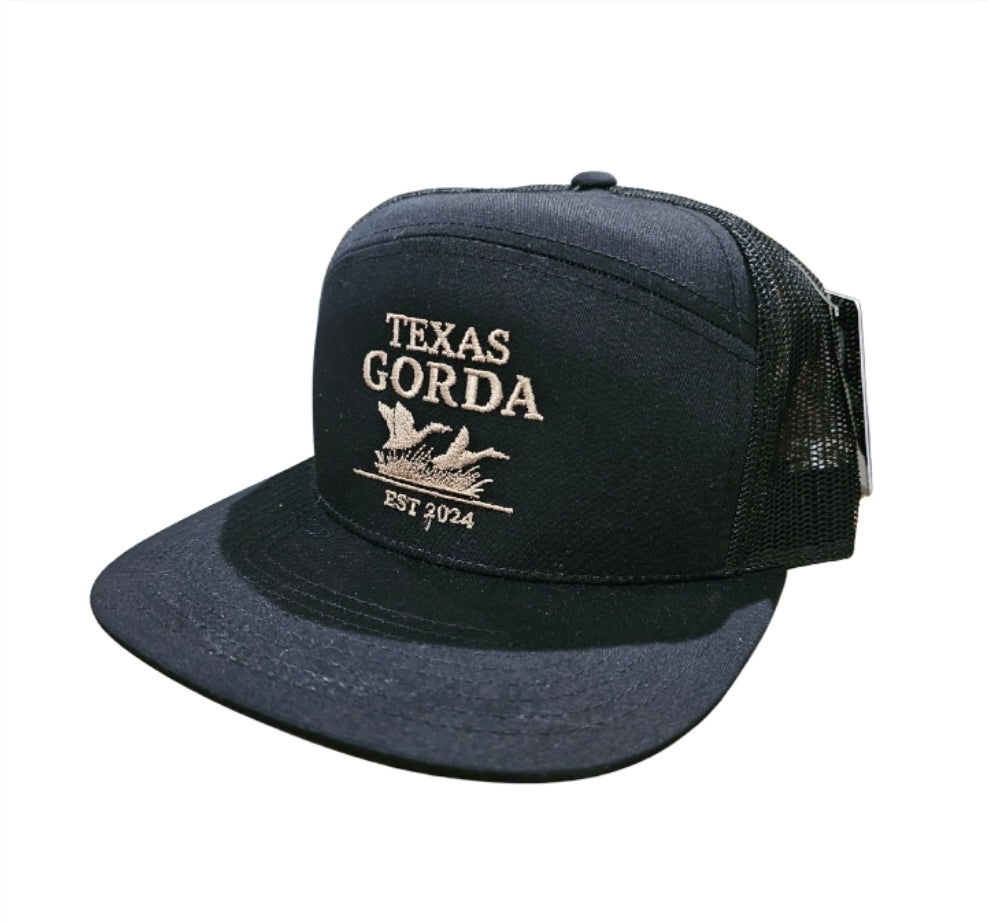 2 Ducks Black Mesh Camper